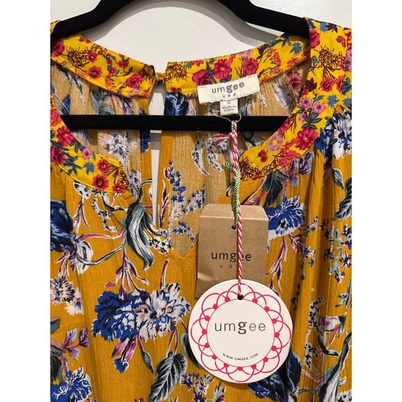 MSRP $78 NWT Umgee Floral Print Romper Size S-M | SAME DAY SHIP or NEXT DAY - Picture 3 of 7